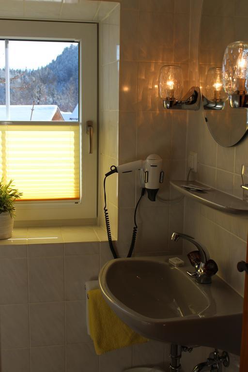 Alpenmotel Saeuling พินส์วาง ภายนอก รูปภาพ