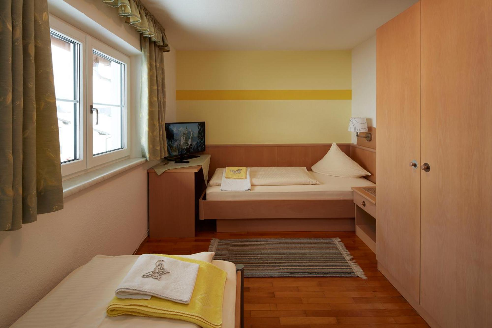 Alpenmotel Saeuling พินส์วาง ห้อง รูปภาพ